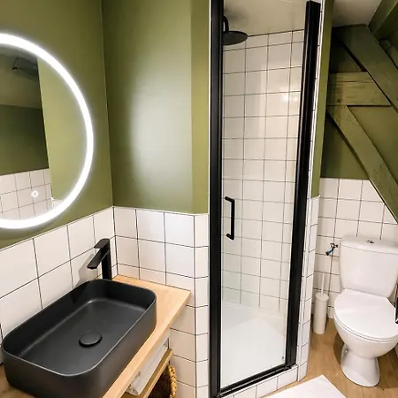 Sous Les Toits De Pour 3 En Centre Historique Apartman
